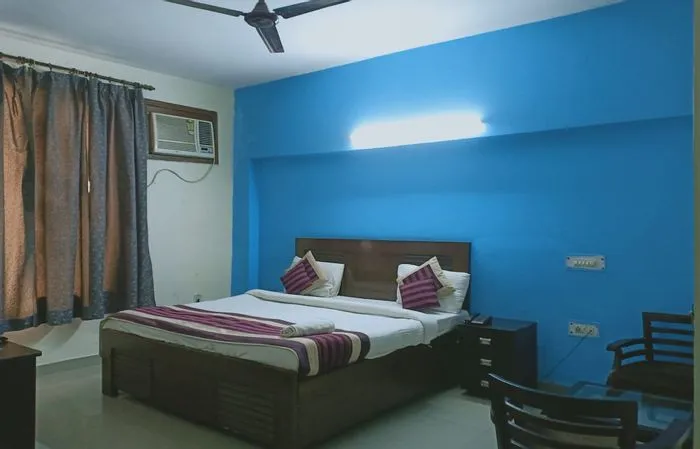 best night stay hotels in hotel akash palace noida