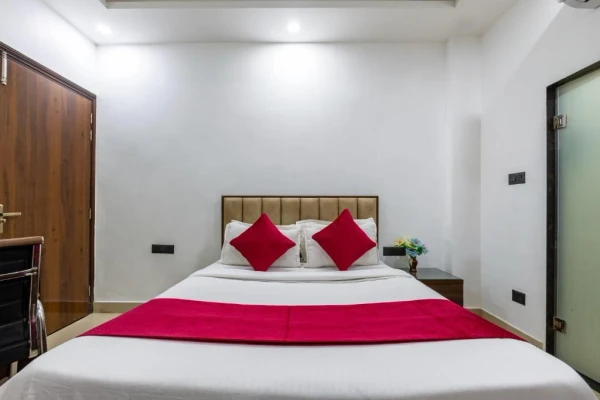business travel hotels in hotel aura grand sector - 63a noida noida