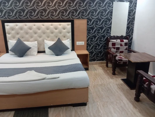 best hotels for couple in hotel future inn noida