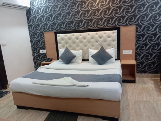 hourly hotels in hotel future inn noida