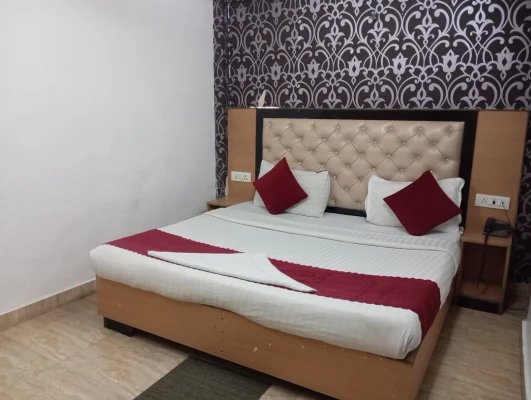 hotel in sector 11, noida for family - hotel future inn