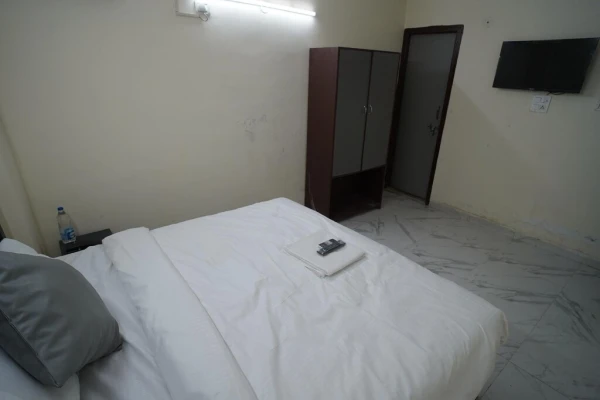 3 star hotel in sector 63, noida - hotel grihum