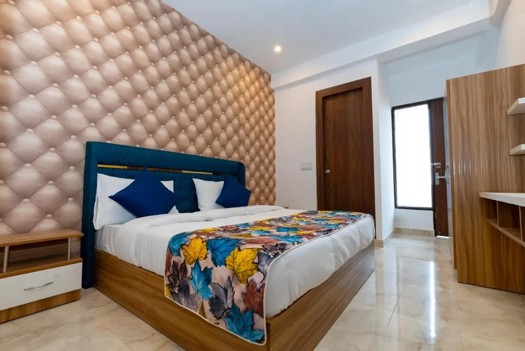 best corporate hotels in hotel letstay business suite noida