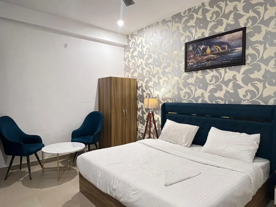 corporate offsite hotels in hotel letstay business suite noida