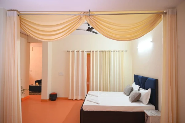 hotel with bar in sector 144, noida - hotel melosaa