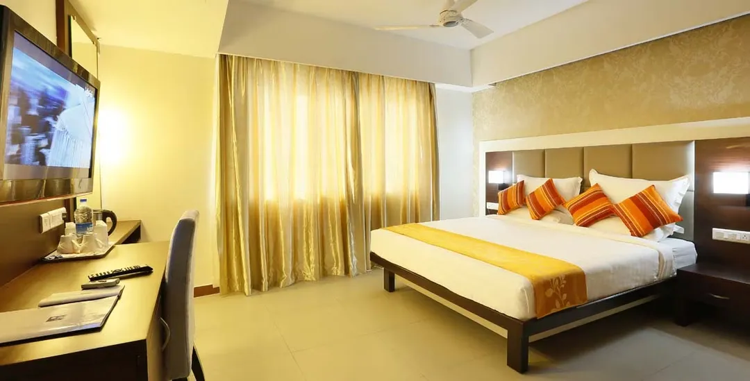 day hotels in hotel moonlit noida
