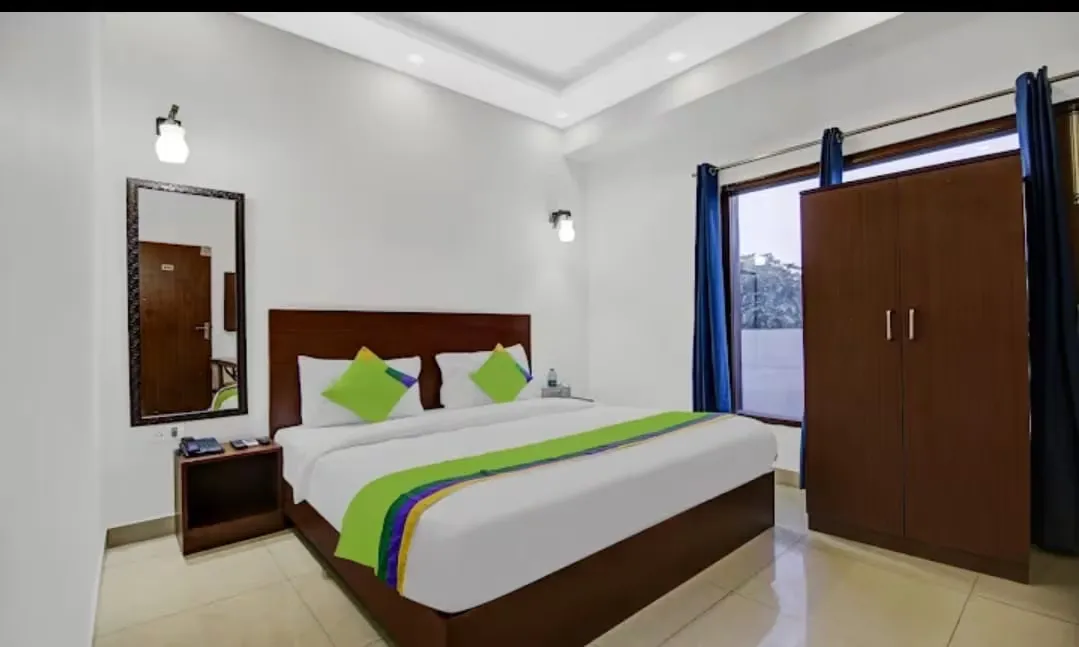 flexible hotel booking in hotel ojas the nest noida