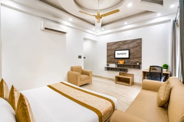 best day use hotels in hotel quadis central noida