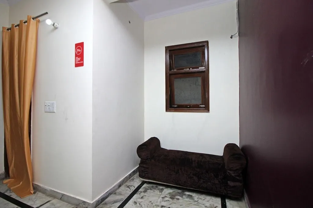 jacuzzi hotel in sector 15, noida - hotel raghav residency