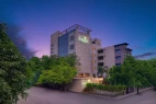 hotel in sector 1, noida for couples - lemon tree hotel noida
