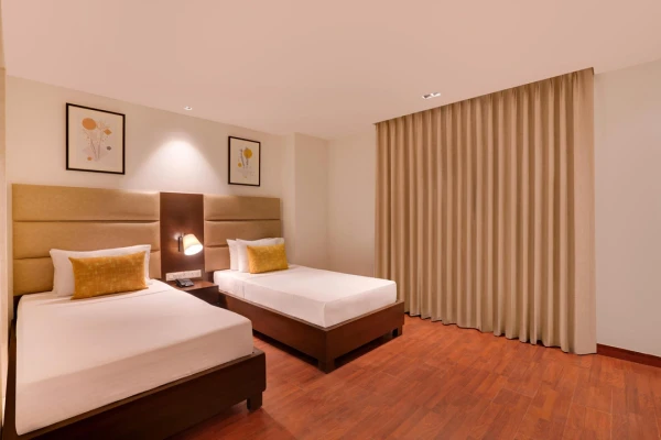 hotel in sector 1, noida for couples - lemon tree hotel noida