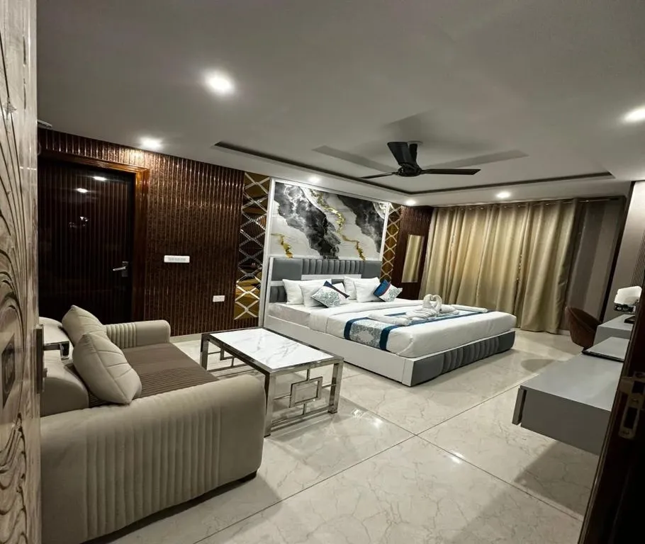 online room booking in sector 63, noida - minta hotel & banquet