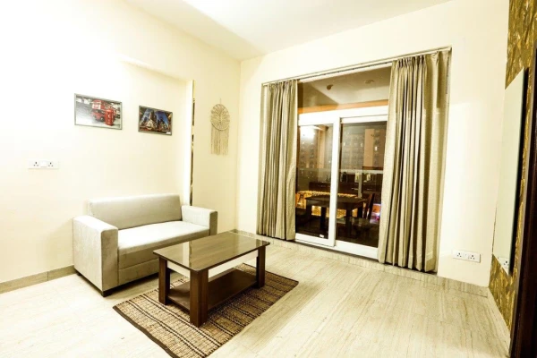 hotel with gym in sector 50, noida - nimantrana luxury suites