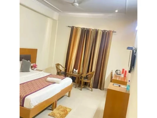 honeymoon hotels in pantao stays noida noida