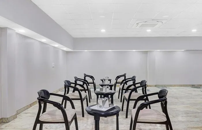 hotel with bar in sector 12, noida - premium inn noida sector 12