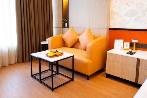 online room booking in knowledge park, noida - pride premier greater noida