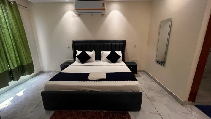 hotel with free parking in sector 104, noida - royal hotel