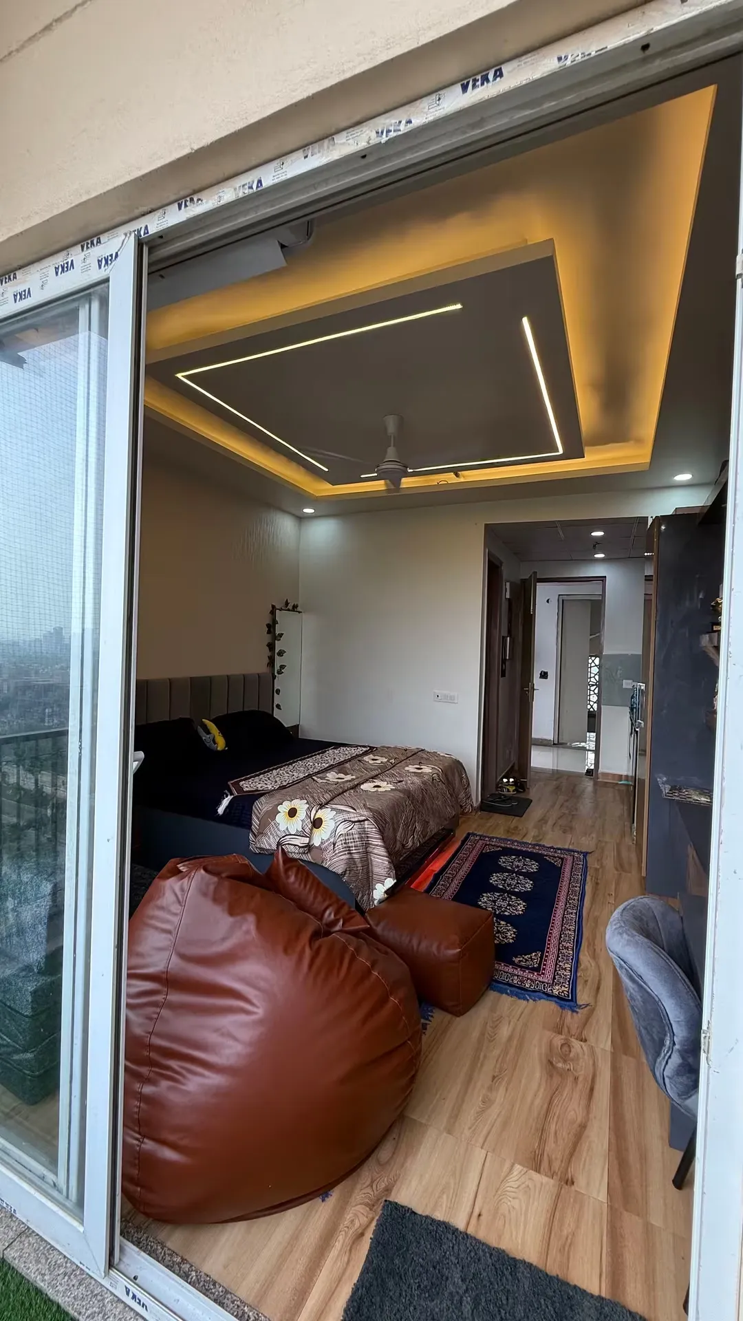 best day hotels in skylinestudioz noida