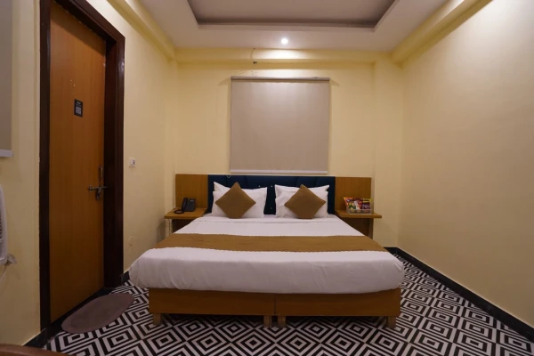 best hotels in snap stayz noida