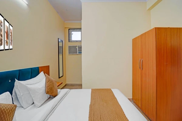 hotel with meeting room in sector 121, noida - snap stayz