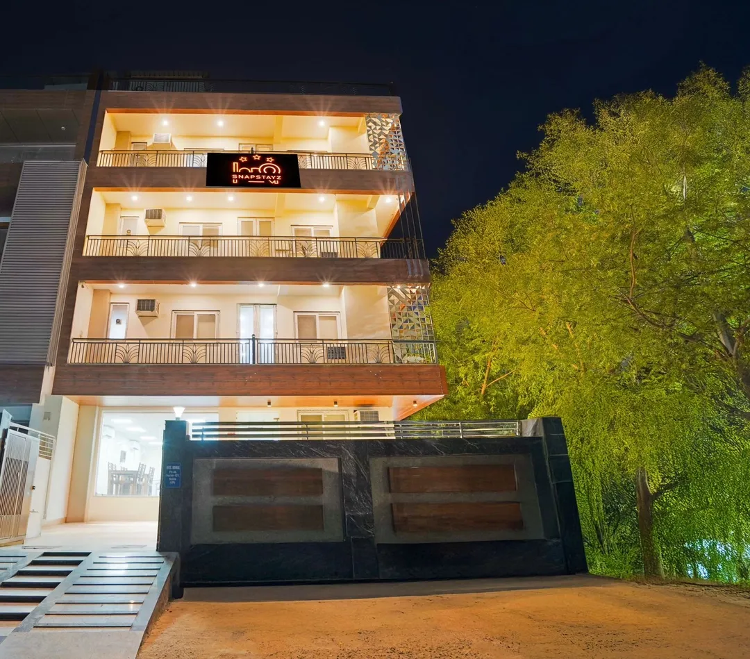 flexible hotel booking in snap stayz noida