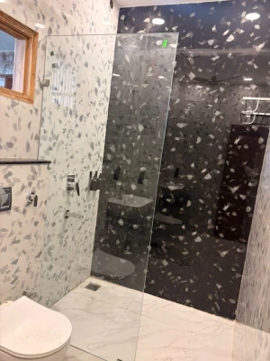 sector 50, noida hotel booking - tamarind leaf residency