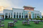 best luxury hotel in the hoften lotus court noida
