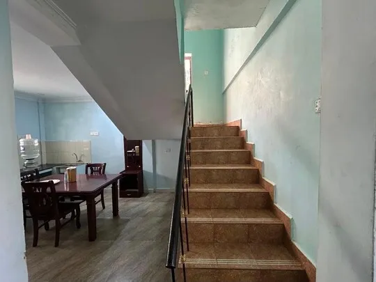 homestay in hollywood hills road, ooty for 10 members - majestry cottage