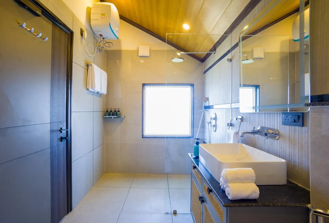 online room booking in tehsil baijnath, palampur - esh cottage hazel hillview suites by elivaas