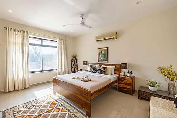 hotel with bar in air force, palwal - alaya stays dacha 3 bhk  with garden jacuzzi & outdoor bar palwal