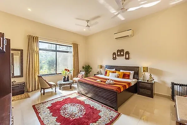 jacuzzi hotel in air force, palwal - alaya stays dacha 3 bhk  with garden jacuzzi & outdoor bar palwal