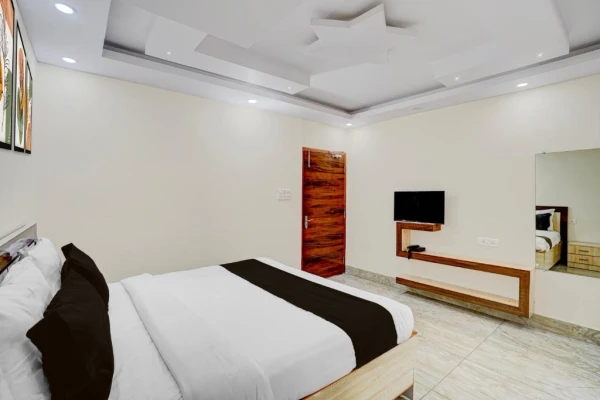 best 5 star hotels in hotel maple inn & banquet patna