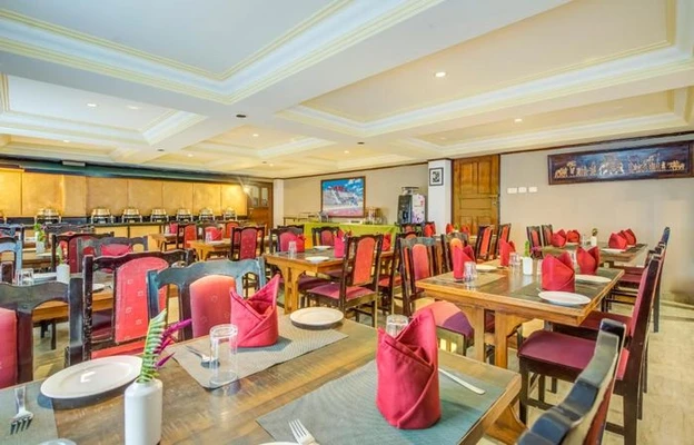 resort in yangtey, pelling with jacuzzi - summit tashi ghang resort, pelling