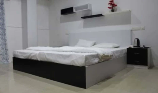 Hotel with bar in malappuram, perintalmanna - khaleej residency