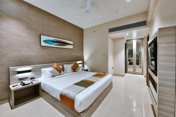 hotel in pithampur, pithampur for family - click hotel pithampur