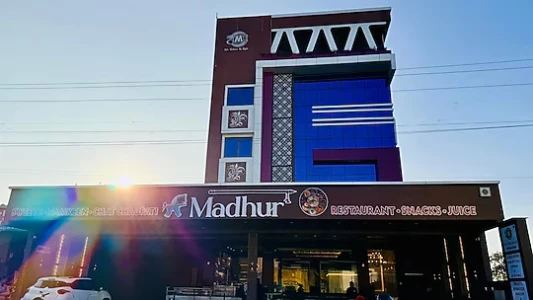 hotel near pithampur airport - hotel madhur