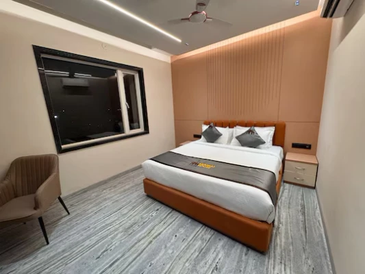family hotel with pool in pithampur, pithampur - hotel mumbai house pithampur