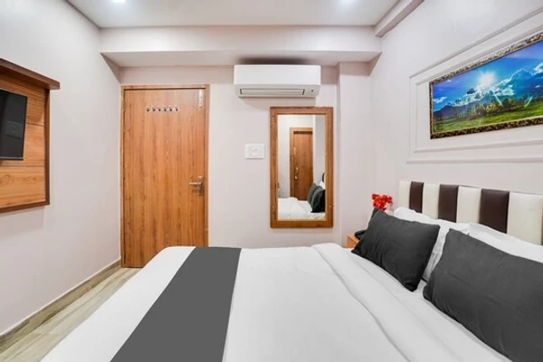 corporate hotels in hotel akshardham palace inn prayagraj