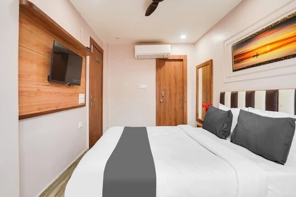 jacuzzi hotel in miurabad, prayagraj - hotel akshardham palace inn