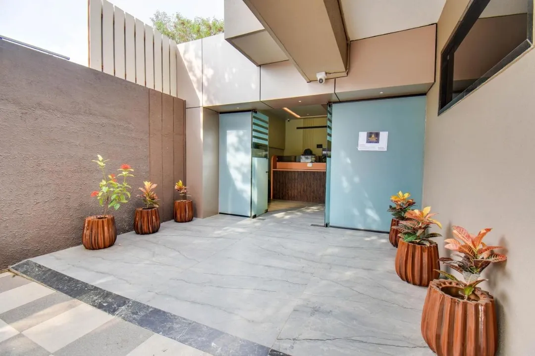 budget hotels in abssolute homtel rooms & suites pune