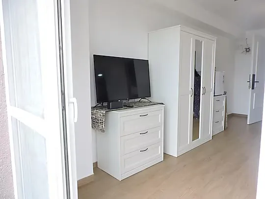service apartment in viman nagar, pune for rent - aero 17