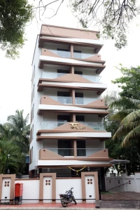 Hotel in lullanagar, pune for family - area 37 club