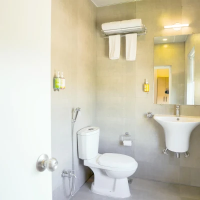 honeymoon hotels in bloom hotel magarpatta pune