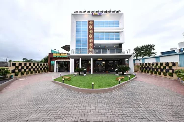 hotel with free parking in chakan, pune - click hotel sagar plaza chakan