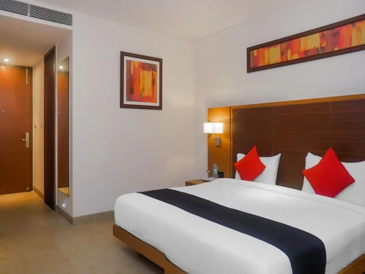 best luxury hotel in grand tamanna hotel pune