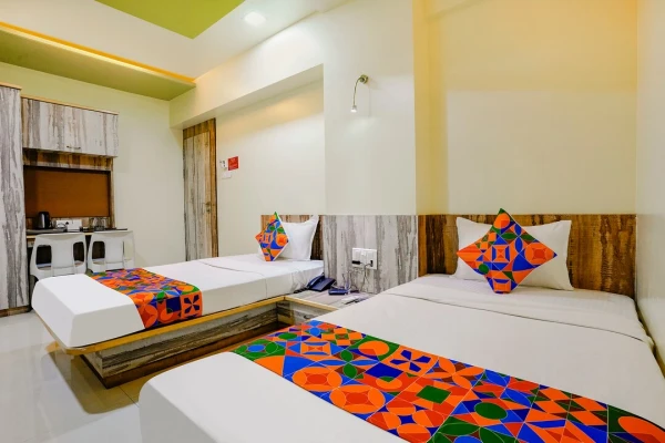 best couple friendly hotels in happy homely stay hotels pune