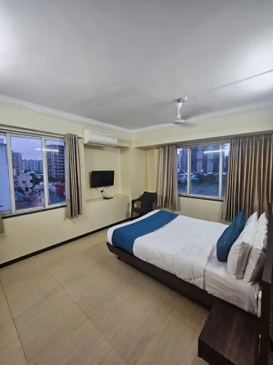 best day use hotels in hotel alt acco close to kharadi pune