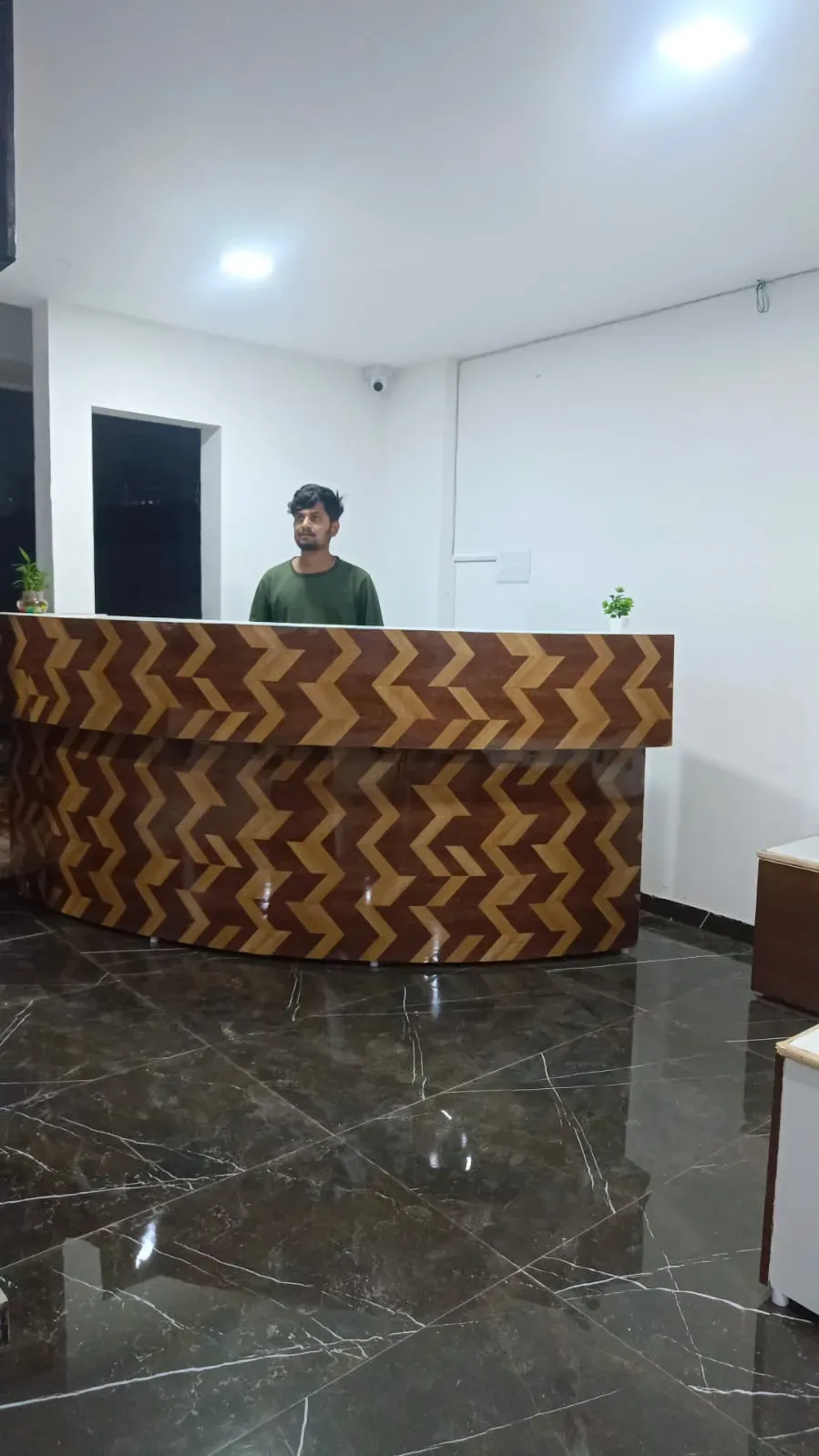 jacuzzi hotel in wakad, pune - hotel ambience residency