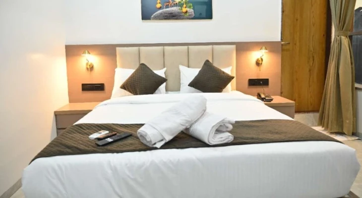 best day hotels in hotel city center executive pune