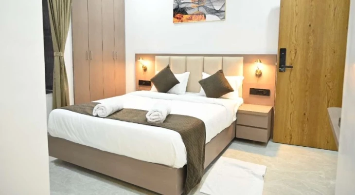 4 star hotels in hotel city center executive pune